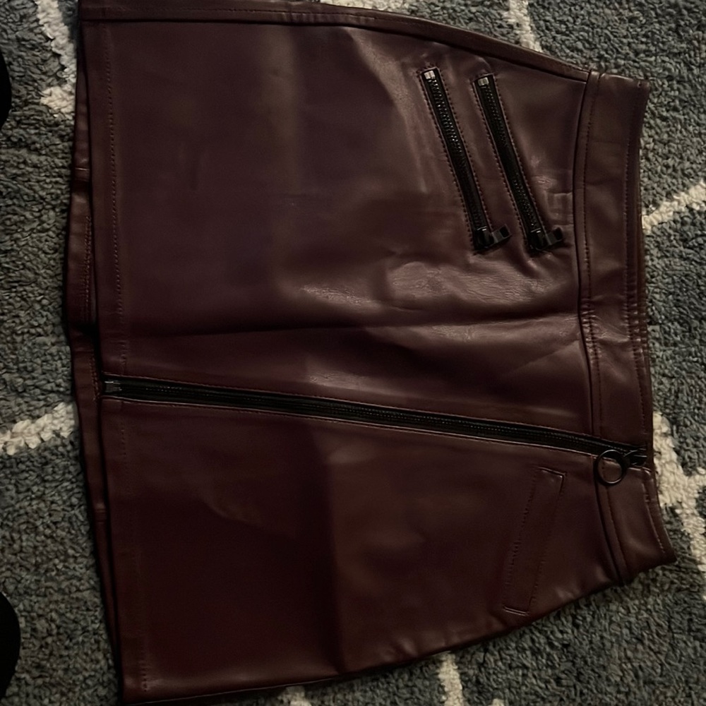 Pleather express skirt.